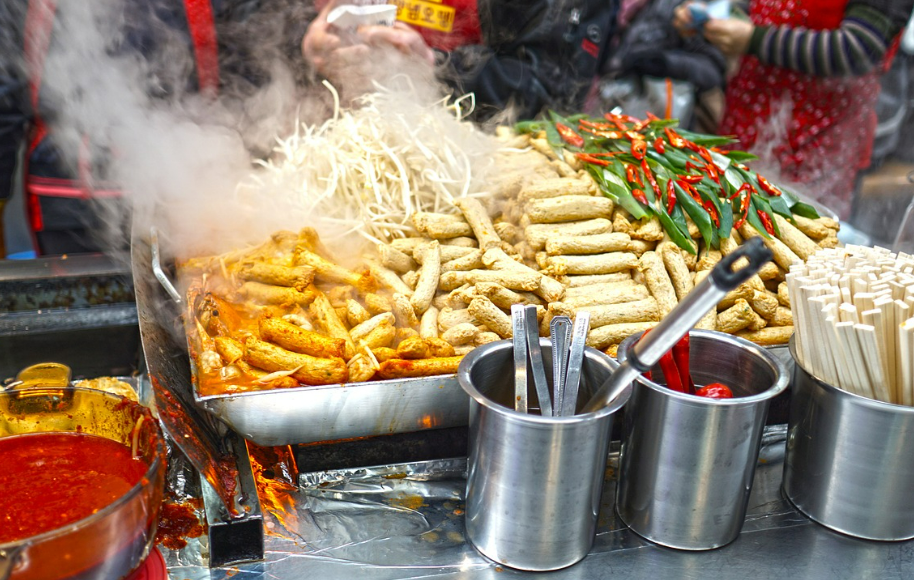 网站制作公司是如何为餐饮公司设计策划品牌网站的？